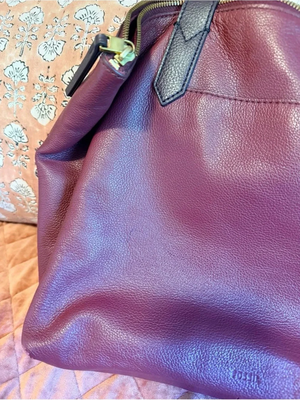 Fossil cowhide pebbled leather burgundy Fiona tote bag purse